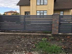 Забор жалюзи 72 метра фото в Темрюке