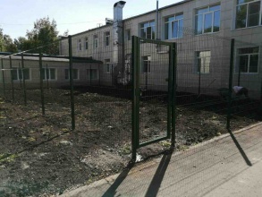 3D заборы для школы 15 метров фото в Темрюке