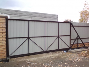 Ворота откатные с ручным управлением - пример 12 фото в Темрюке