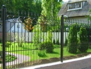 Кованые заборы на ленточном фундаменте 80 метров фото в Темрюке